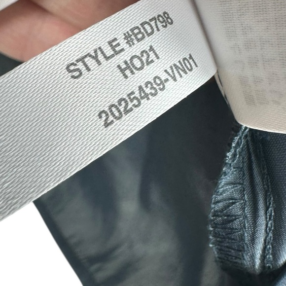 J.CREW Women's Large Jewel Blue Silky Flowy Bouse with tie neck and pleated top - Picture 6 of 10